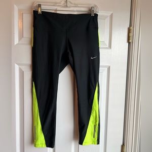 Nike Running Dri-Fit women’s leggings sz M
